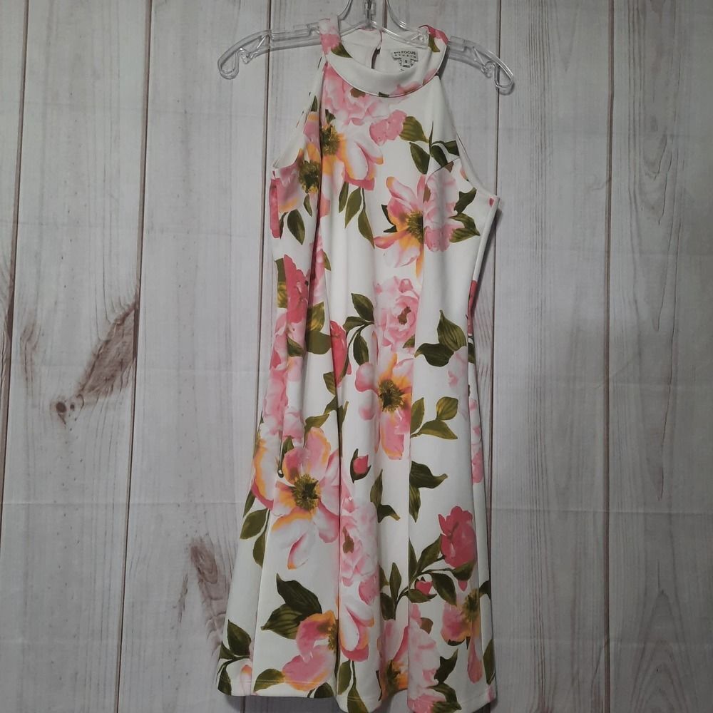 En Focus Dress‎ Ladies size 8 Classic Core Sleeveless Floral